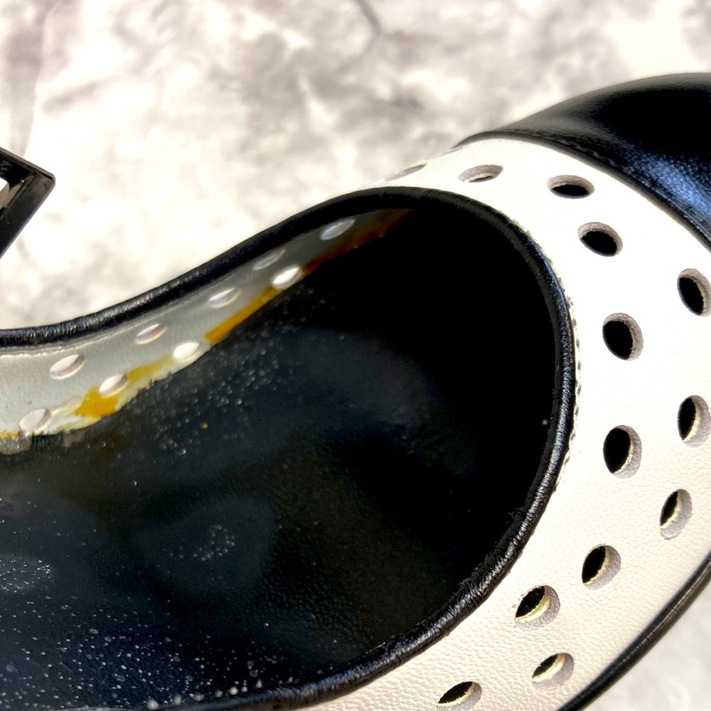 Guess by Marciano vintage retro black & white holes vintage 1930s style pumps - Picture 9 of 9